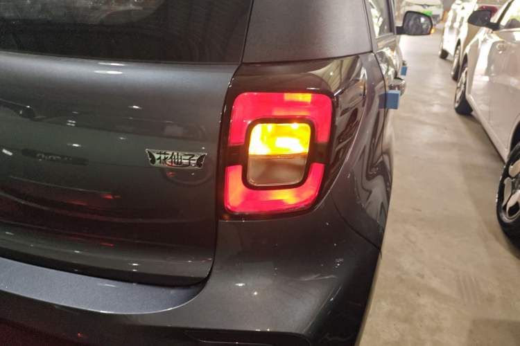 Used JAC Yiwei E10X 2024 Charming Edition 301km Lite