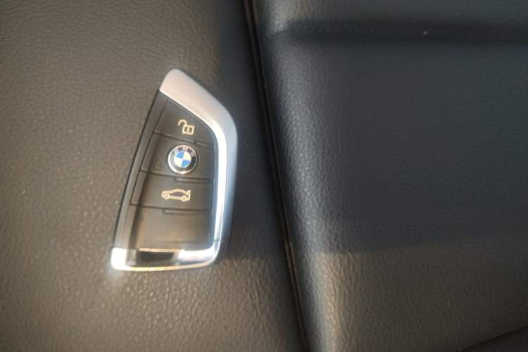 Used BMW 2 Series Active Tourer (Import) 2015 218i Sports Design Package
