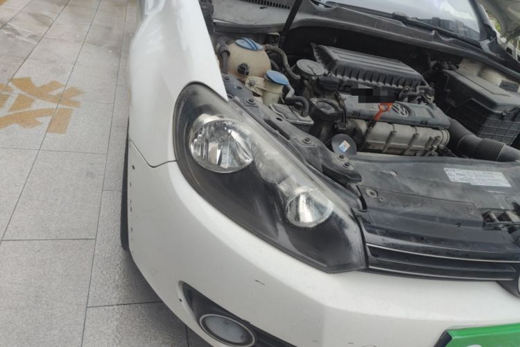 Used Volkswagen Golf 2012 1.6 Manual Comfort Edition Right Front Headlight