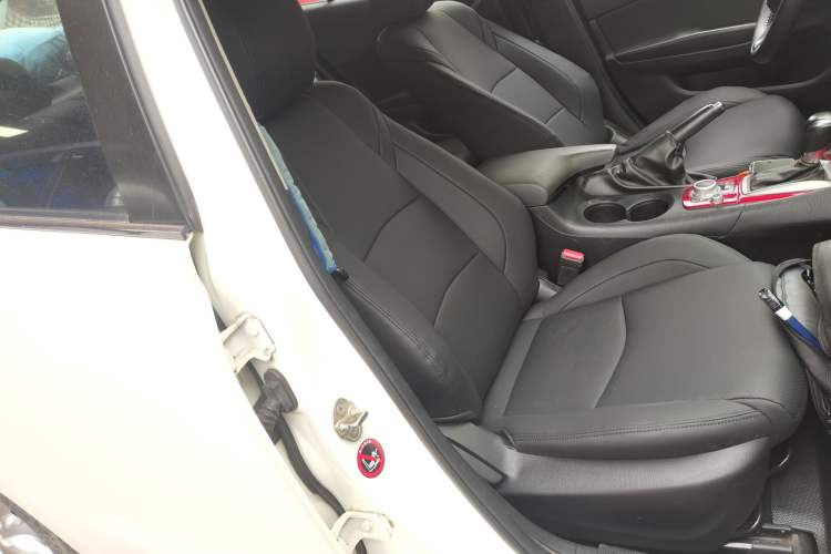 Used Mazda 3 Axela 2017 Sedan 1.5L Automatic Comfort Model Emission Standard China V