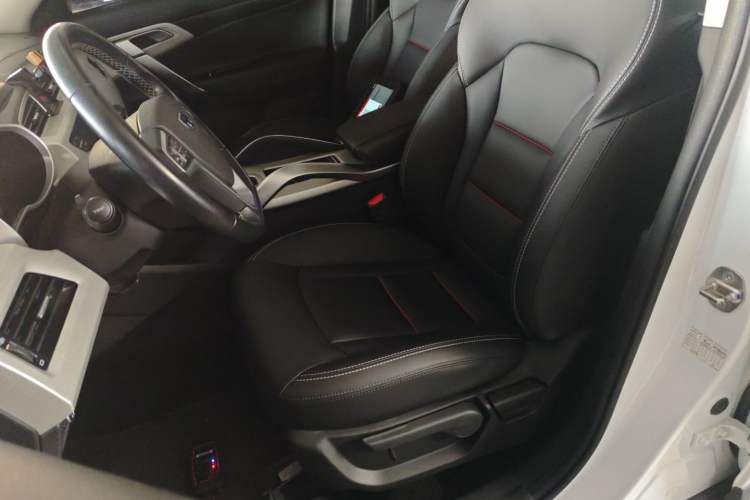 Used Geely Auto Emgrand X7 Sport 2020 1.8TD DCT Two-Wheel Drive Zhiya Model
