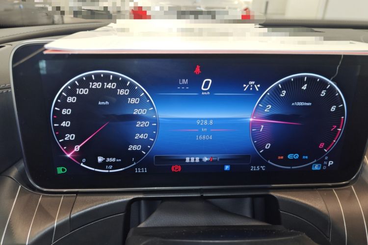 Used Mercedes-Benz C-Class 2022 Restyled C 260 L Sport Edition Odometer Close Up