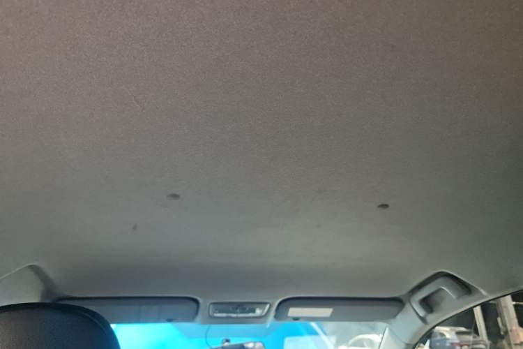 Used Toyota YARiS L Zhi Xuan 2015 1.5E Automatic Charm Edition
