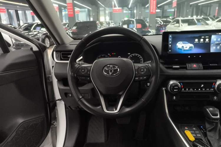Used Toyota Wildlander 2023 2.0L CVT Four-Wheel Drive Luxury PLUS Edition Steering Wheel