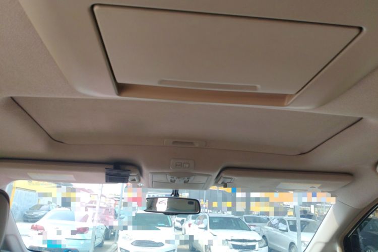 Used Nissan Quest 2015 3.5L SL Headliner