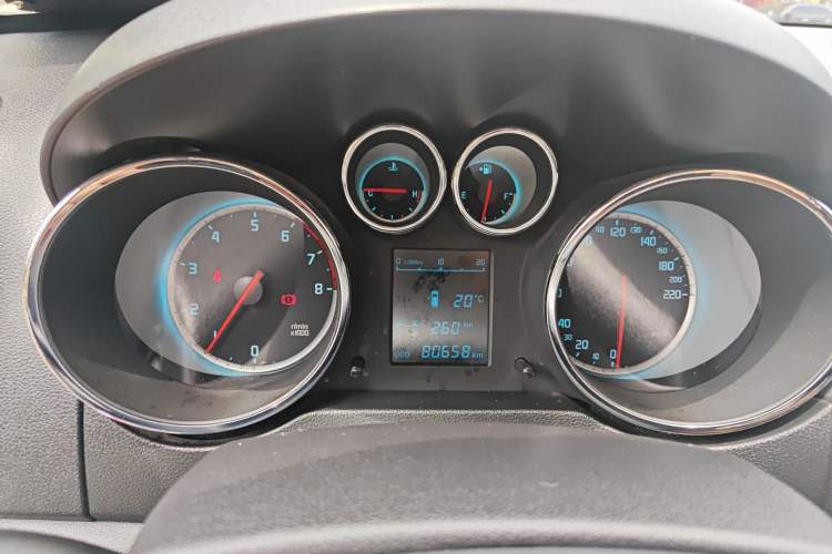 Used CHANGAN CS35 2015 1.6L Manual Luxury Model China IV Standard Instrument Cluster