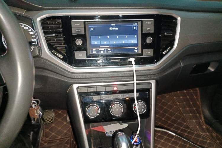 Used Volkswagen T-ROC 2020 280TSI DSG Two-Wheel Drive Advanced Version
