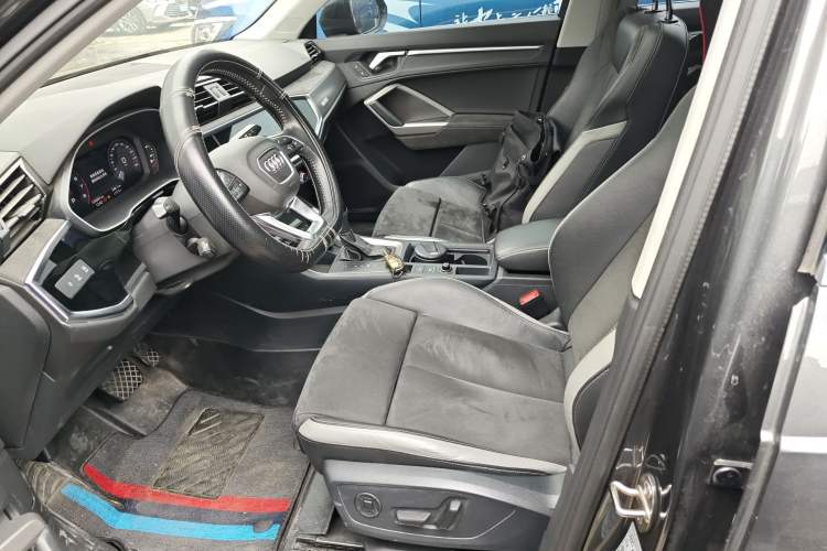 Used Audi Q3 2021 35 TFSI Fashion Dynamic Model