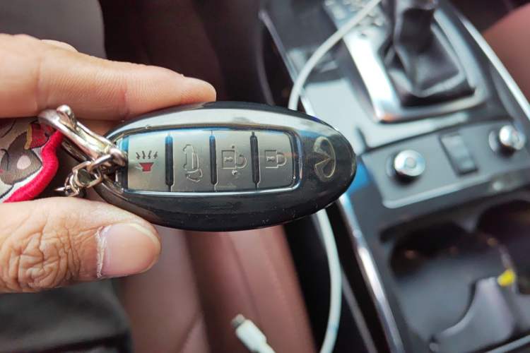 Used Infiniti QX70 2013 3.7L Standard Edition Vehicle Key