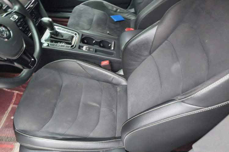 Used Volkswagen FAW-Volkswagen CC 2020 330TSI Huayan Edition China VI Standard Left Front Seat
