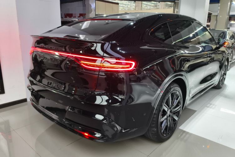 Used Hima Luxeed R7 2026 Model Pure Electric Ultra Rear Right 45 Deg