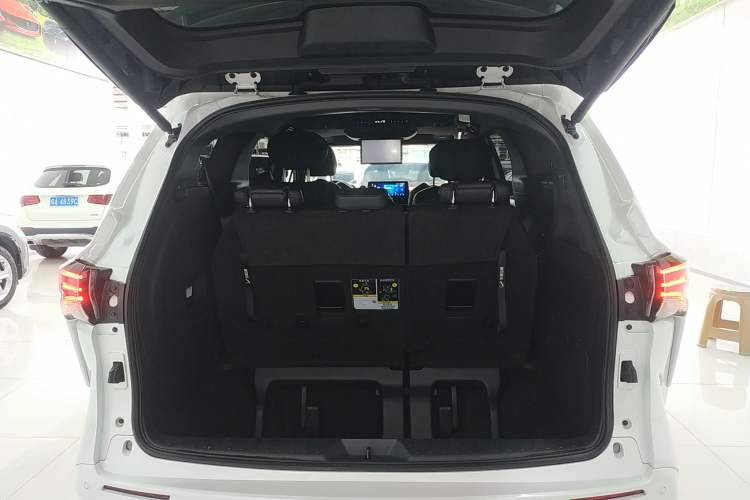 Used Toyota Sienna 2021 2.5L Hybrid Platinum Edition