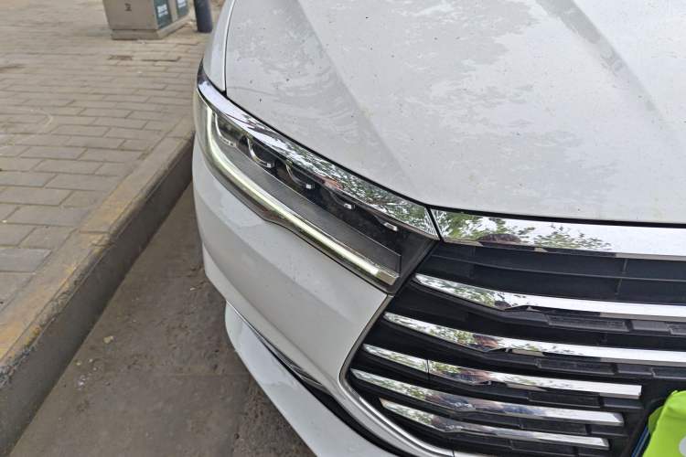 Used BYD Qin 2019 1.5L Automatic Prestige Model Right Front Headlight