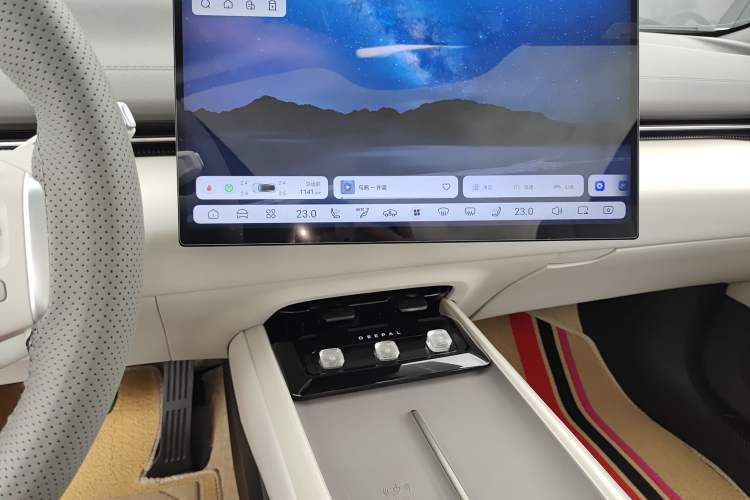 Used Deepal L07 2025 230 Ultra with DeepBlue Intelligent Driving AD PRO Extended-Range Version