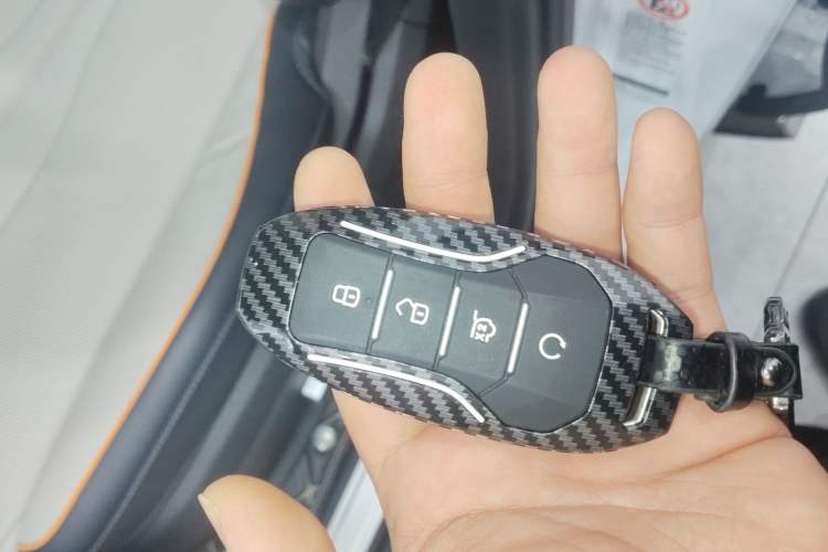 Used BYD Song PLUS New Energy 2021 DM-i 110KM Flagship PLUS Vehicle Key