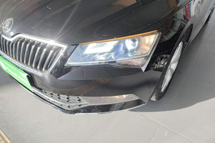 Used Skoda Superb 2018 TSI280 DSG Comfort Edition China VI Standard