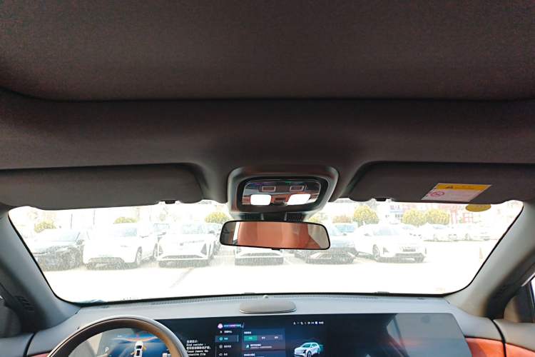 Used CHANGAN CS75 PLUS 2025 4th Generation UItra 2.0T New Blue Whale Smart Intelligent Powertrain Version
