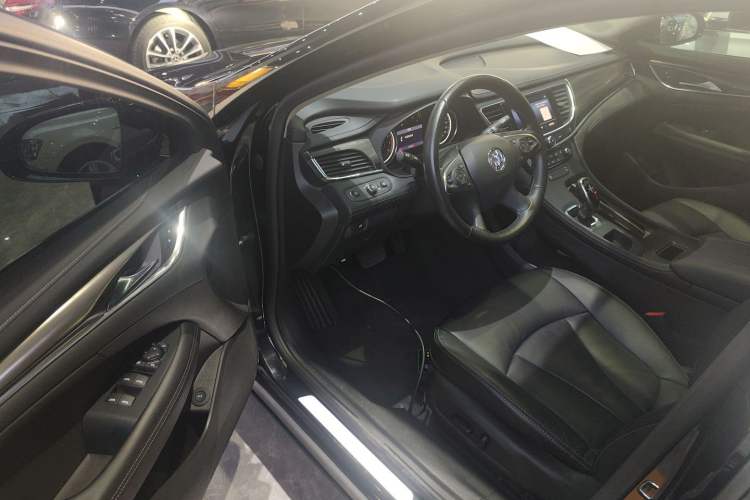 Used Buick LaCrosse 2022 552T Luxury Version