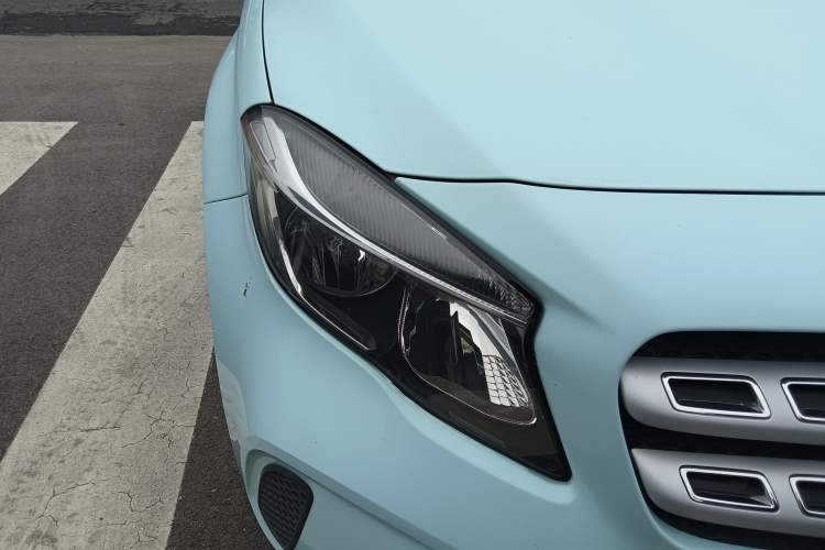 Used Mercedes-Benz GLA 2019 GLA 200 Dynamic Edition Right Front Headlight