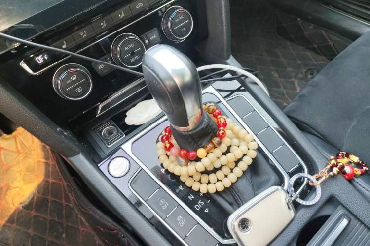 Used Volkswagen Magotan 2017 330TSI DSG Luxury Model
