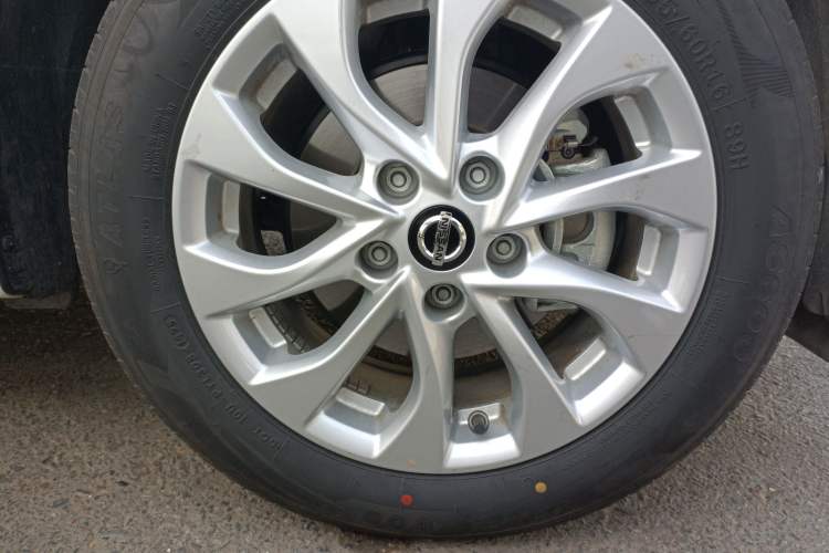 Used Nissan Sylphy 2024 Facelifted Three Classic 1.6XE CVT Comfort Edition Right Front Wheel Hub