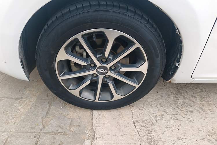 Used Chery Arrizo 5 2021 PRO 1.5L Manual Youth Edition Left Front Wheel Hub