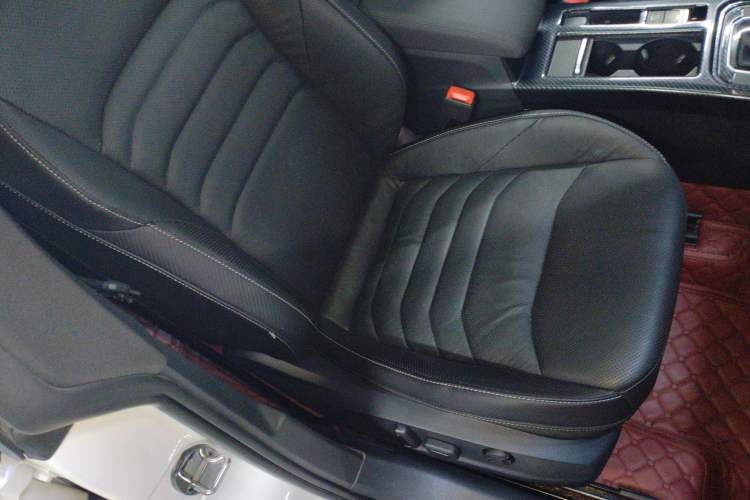 Used Volkswagen FAW-Volkswagen CC 2020 330TSI Glamour Edition China VI Standard Right Front Seat