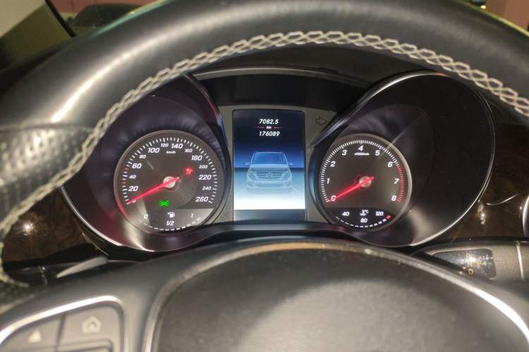 Used Mercedes-Benz V-Class 2017 V 260 L Prestige Extended Edition