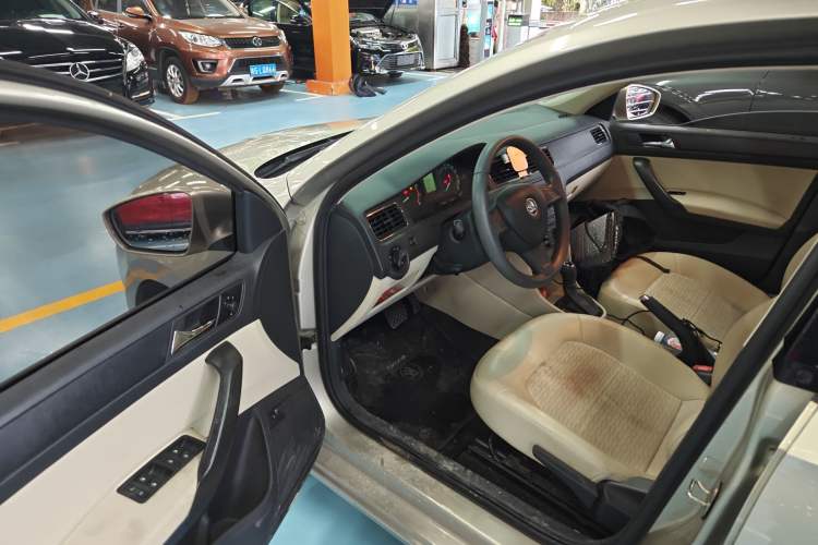 Used Skoda Rapid 2016 1.6L Automatic Chuanxing Edition
