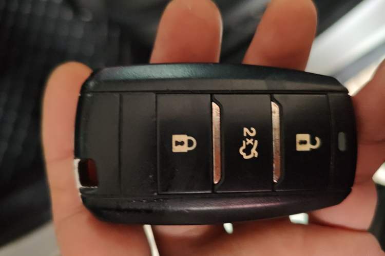 Used CHANGAN CS55 2018 1.5T Automatic Colorful Edition China V Standard
