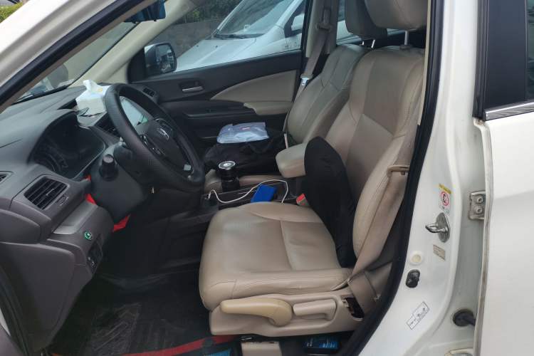 Used Honda CR-V 2012 2.0L two-wheel drive urban version
