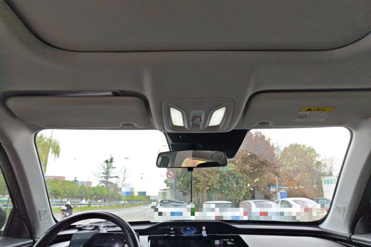 Used CHANGAN OSHAN Z6 2022 Blue Whale 1.5T DCT Smart Edition
