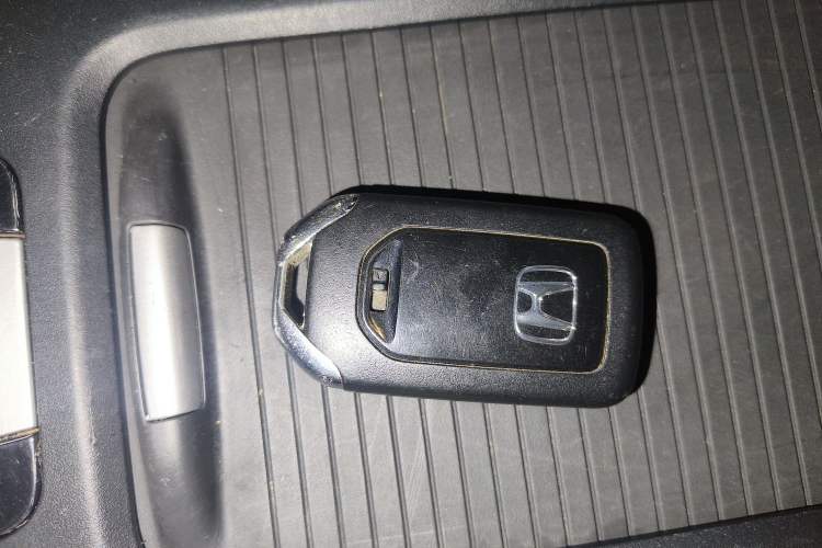 Used Honda Jade 2014 1.8L Automatic Comfort Elite Version 5 Seats
