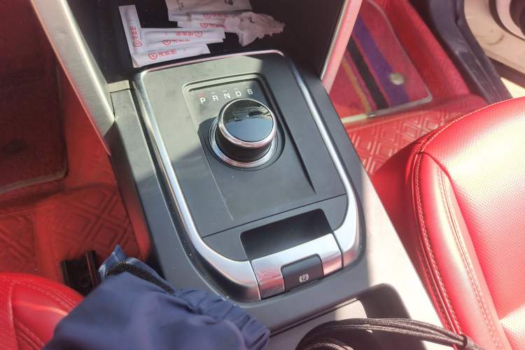 Used Land Rover Discovery Sport 2019 240 PS SE Version China V Standard