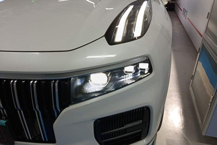 Used Lynk & Co 09 2021 2.0T Ultra Six-Seater
