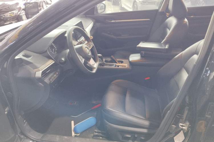 Used Nissan Teana 2021 2.0L XL Comfort Edition Left Front Seat