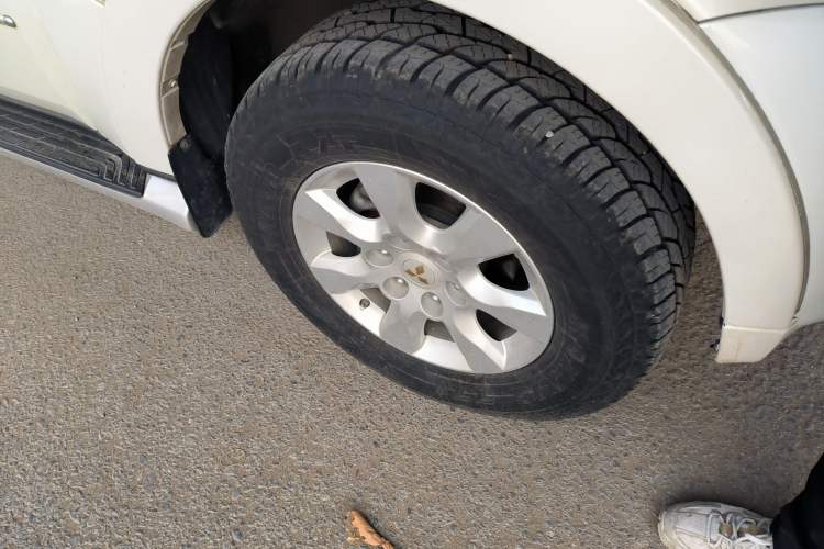 Used Mitsubishi Pajero 2016 3.0L Automatic Prestige Version China IV Standard
