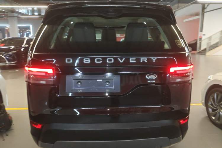 Used Land Rover Discovery 2020 3.0 SC V6 SE Rear