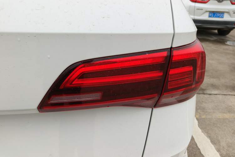 Used Volkswagen Tharu 2021 280TSI Two-Wheel Drive Comfort Edition Exterior 3