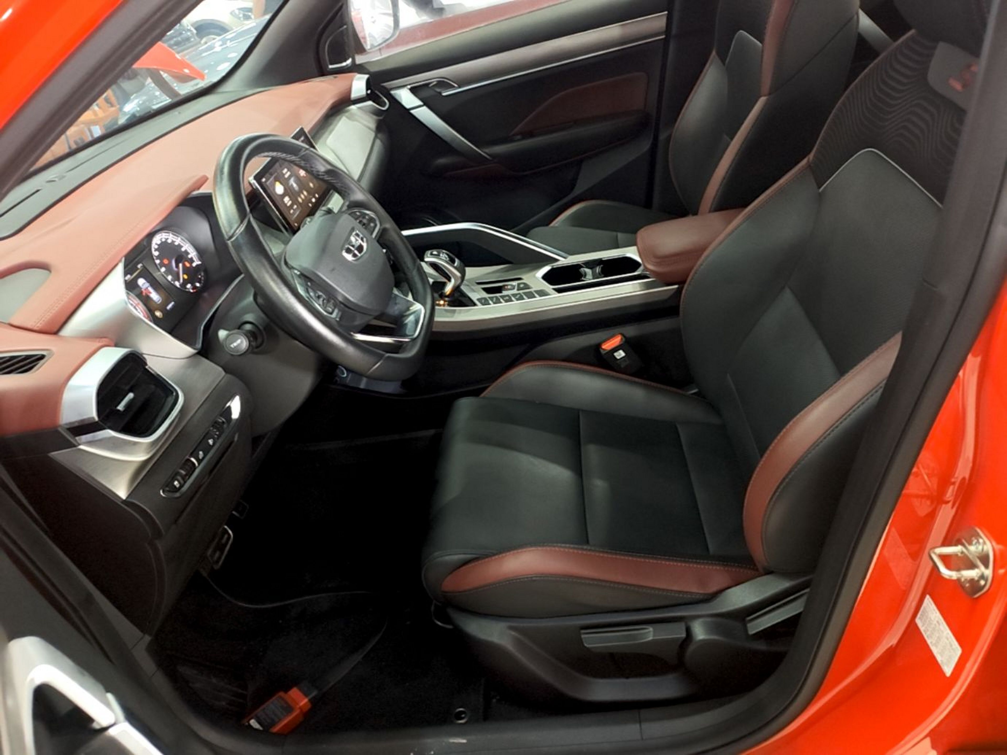 Interior delantero