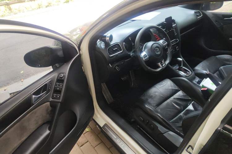 Used Volkswagen Golf GTI 2011 2.0 TSI GTI