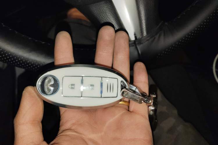 Used Infiniti QX50 2015 2.5L Comfort Edition Vehicle Key