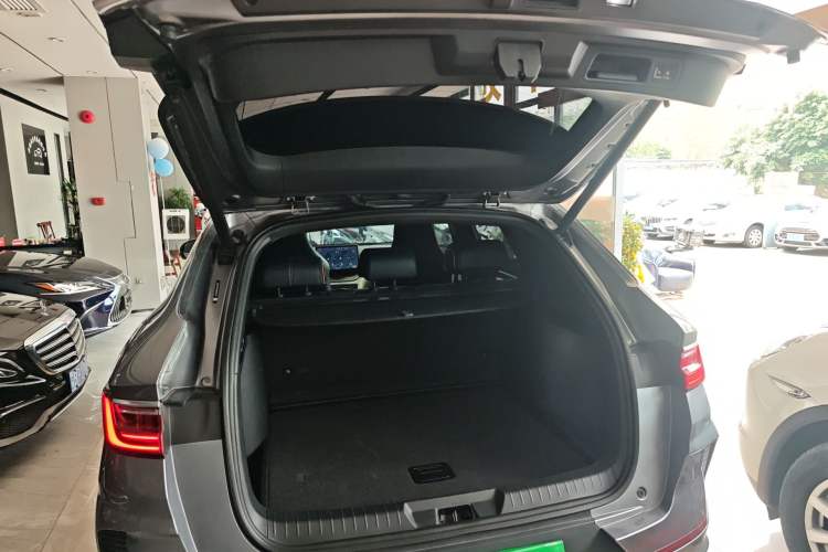 Used BYD Song PLUS New Energy 2021 DM-i 51KM Prestige Model Trunk