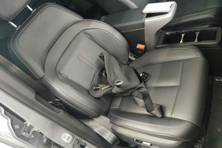 Used iCAR V23 2025 401 Two-Wheel Drive Advanced Edition Right Front Seat