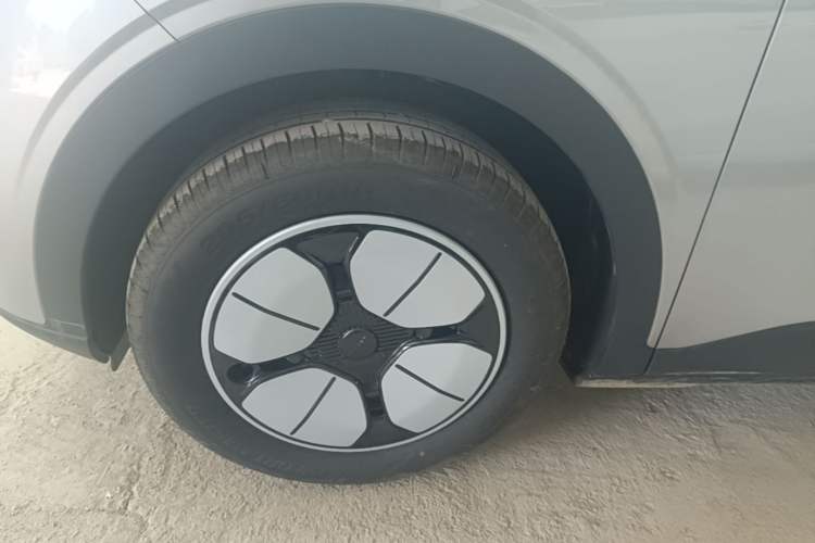 Used Geely Galaxy Geome 2026 Model 310km Youth Edition
