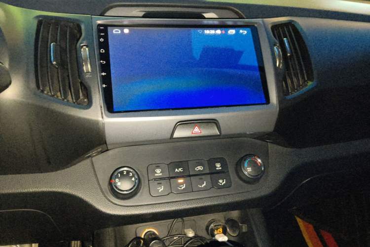 Used Kia Sportage R 2014 2.0L Automatic Two-Wheel Drive GL Audio And AC Panel