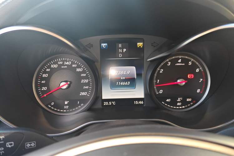 Used Mercedes-Benz GLC 2016 GLC 300 4MATIC Dynamic Model
