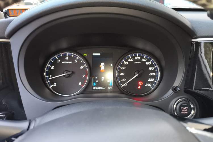 Used Mitsubishi Outlander 2020 2.4L 4x4 Zhi Xiang Edition 7-Seater
