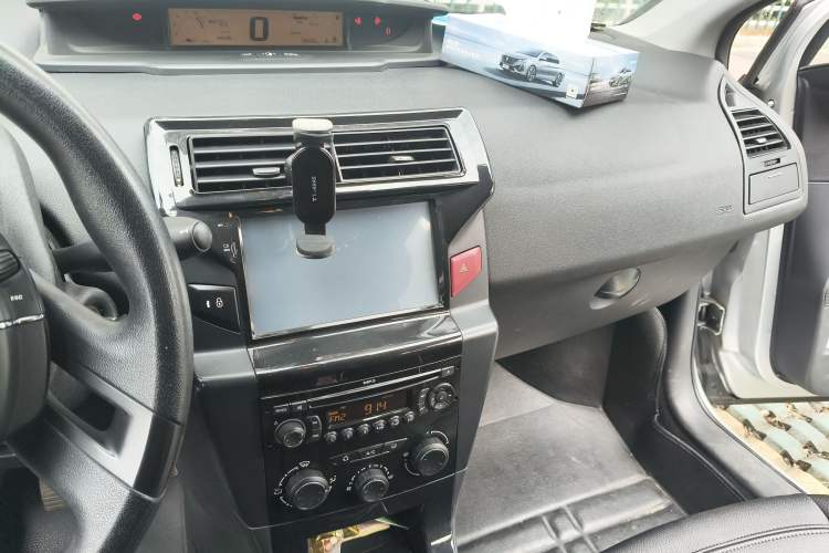 Used Citroen C-Quatre 2013 Sedan 1.6L Manual - Prestige Model Audio And AC Panel