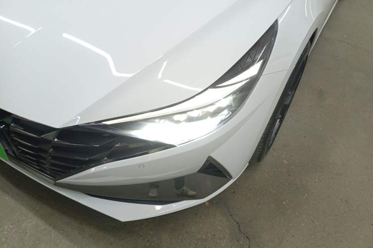Used Hyundai Elantra 2022 1.5L CVT LUX Prestige Edition Left Front Headlight